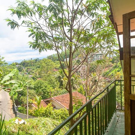 Araliya Holiday Bungalow Kandy Exterior foto
