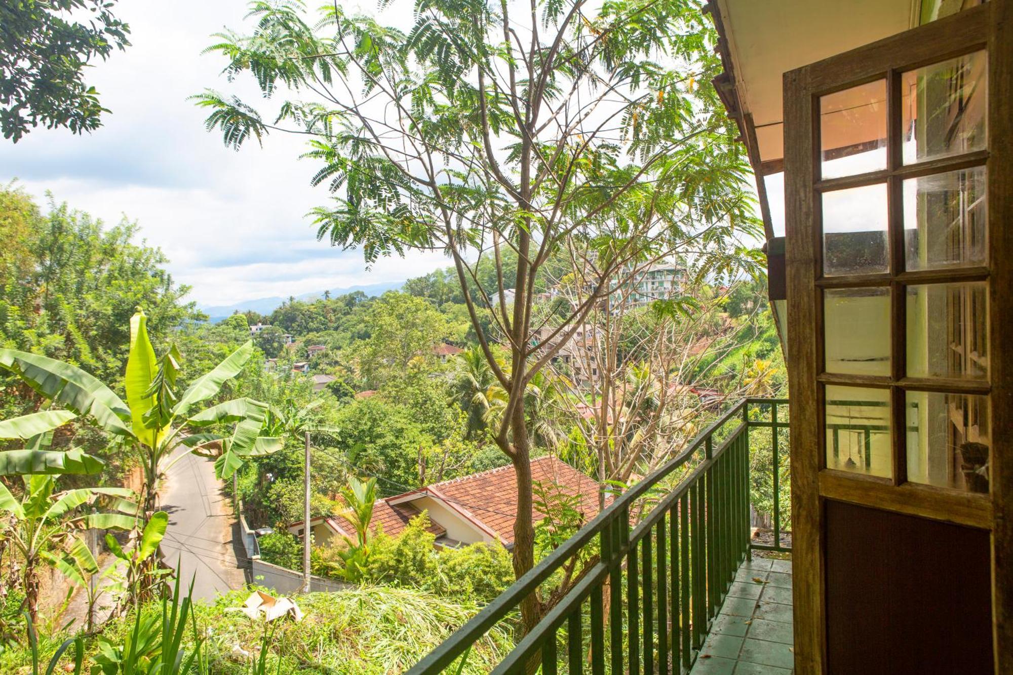Araliya Holiday Bungalow Kandy Exterior foto